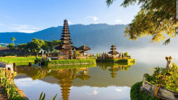 Romantic Bali Retreat – Private Villas & Sunset Views