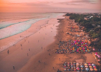 Bali Dream Escape – Beaches, Temples & Villas