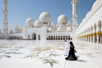 Ultimate UAE Experience – Dubai & Abu Dhabi Complete Tour