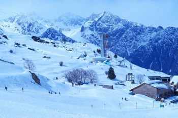 Honeymoon In Auli