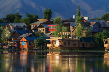 Kashmir Delights