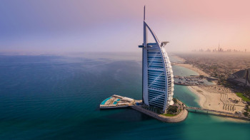 Wonderful moments with Dubai tour packages
