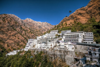 Fabulous Kashmir With Vaishnodevi